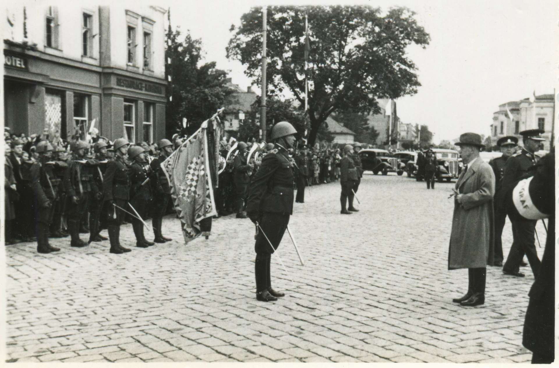 Soubor fotografií z návštěvy prezidenta Edvarda Beneše v Olomouci, 1945
